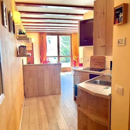 La Casa Bianca - Ski, Hike & Bike
